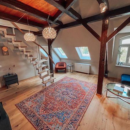 Apartmenthaus Am Dom Mit Parkplatz ซวิคเคา ภายนอก รูปภาพ